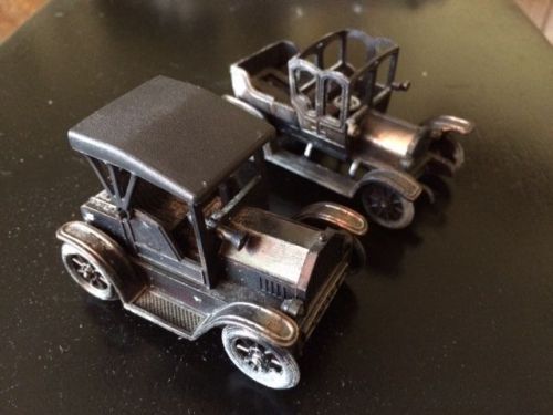 Vintage Collectible Miniature 1917 Model T Car Pencil Sharpener Diecast