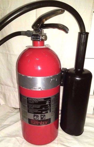 Co2 ansul sentry 10 lbs. fire extinguisher - no reserve ! for sale