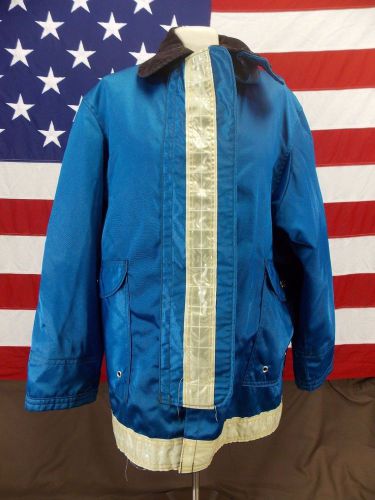Lion Safety Coat  Jacket Size 40 X 34 Removable Liner