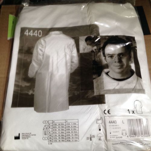 3m 4440 disposable lab coats size x-large white w/ zipper front knit cuffs for sale