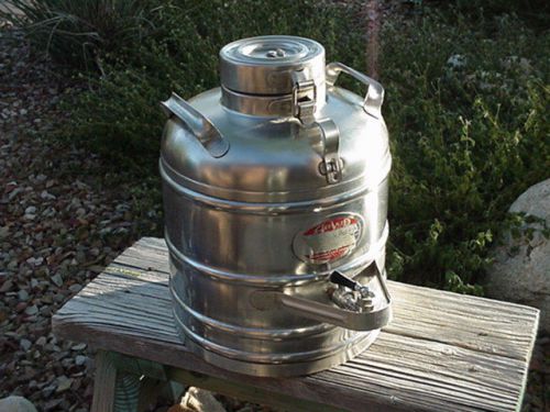 Vintage Stainless Steel AerVoid Liquid Carrier/2 Gallon Capacity/Hot or Cold/NR