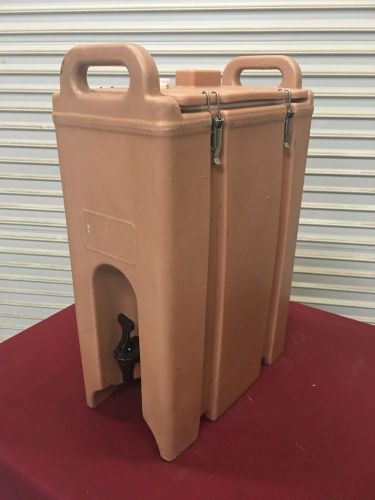 5 Gallon Cambro Insulated Drink Dispenser LCD 500 #5348 Tan NSF Catering Hot