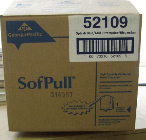 SofPull High Capacity Centerpull Towell Dispenser - Low Paper Indicator