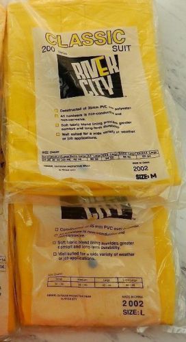 Lot 2 River City CLASSIC SUITS size M and L PVC over Polyester Yellow Rain Coat