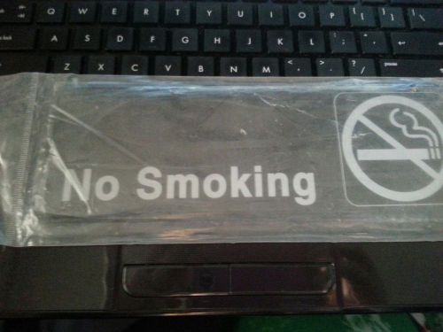 No Smoking Sign NIP