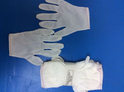 One Dozen pair of  Polyester Clean Room Gloves, Men&#039;s LARGE