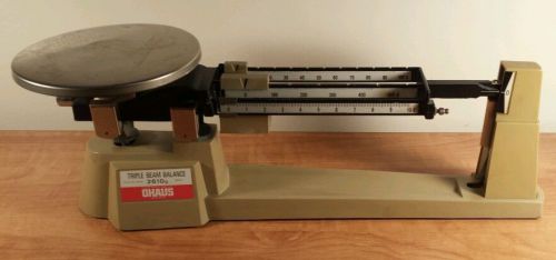 Ohaus triple beam scale 700 series 2610g capacity FREE SHIPPING!!!