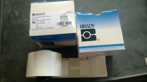 Brady Label 217021 PTLFT-01-425-PCS/ROL250(B-425) White size 30mm x 40mm TLS2200