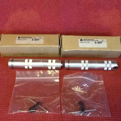 Dumore Hand Piece Flexible Shaft Grinder Accessories.  577-0025 2-207 with Chuck