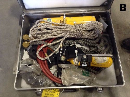 MSA Self-Contained Breathing Apparatus System w/ Storage Case