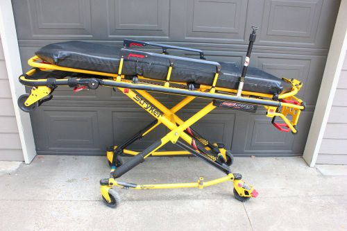 2009 Stryker MX-Pro 650lb Ambulance Stretcher w/o2 iv p mattress EMS Gurney Cot