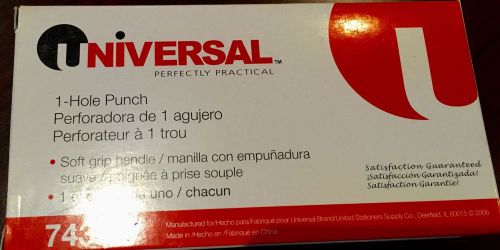 Universal Brand 1 Hole Punch, 8 Sheet, 1/4&#034; Diameter, Soft Grip Handle (74321)