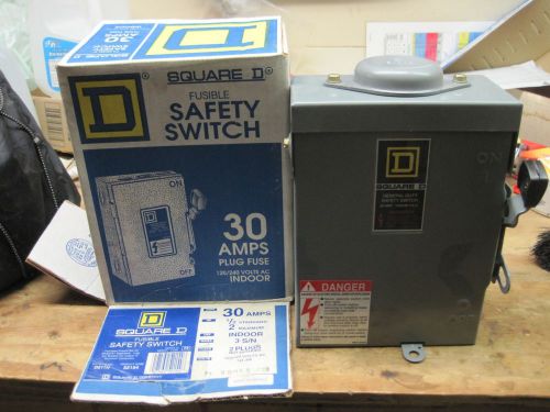 SQUARE D 30A120/240VAC INDOOR FUSIBLE SAFETY SWITCH D211N