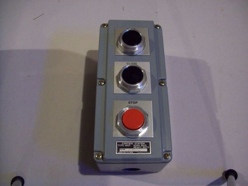 JOSLYN CLARK 100T-C3-2 Control Station NEMA 13 With OPEN-CLOSE-STOP Pushbuttons