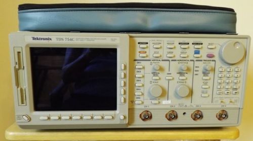 BO12429 Tektronix TDS754C Digital Oscilloscope 500MHz Color 4 Channel-2GSa/s