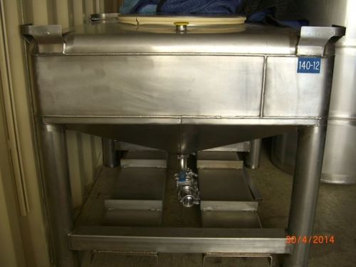 140 gallon - stainless steel tote - custom metalcraft for sale