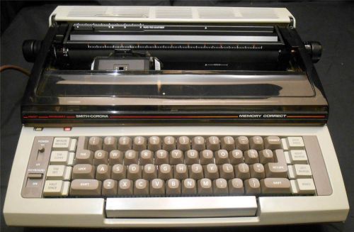 Smith Corona Memory Correct Electric Typewriter w/ Case Model# 1E SCM