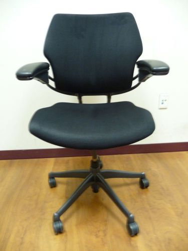 Humanscale &#034;FREEDOM&#034; Office Chair - Black  #10621