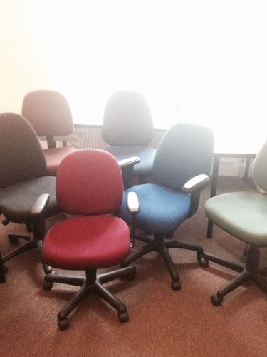 Excellent condition l Various Office Chairs l A choice of colours and styles