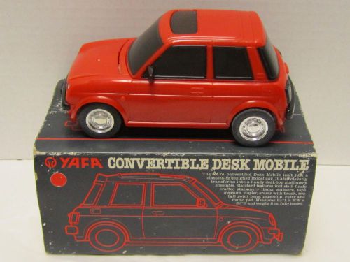 Vtg 1986 Mid Fielder Mini Car Desktop Stationery Accessory-YAFA Red Mini Cooper