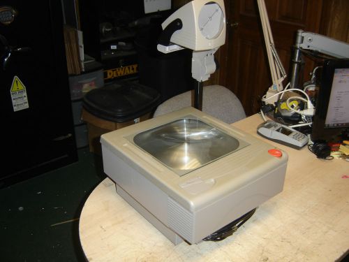 3M 1710 OVERHEAD TRANSPARENCY PROJECTOR FOR SCHOOL WORK