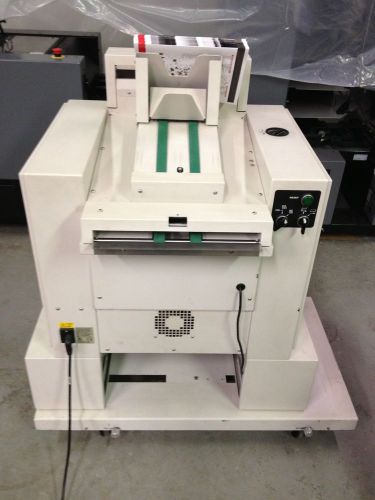 BOURG SQUARE EDGE / WATKISS SPINE MASTER OFFLINE IN INLINE ON MOST BOOKLETMAKERS