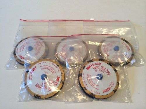 (4) NEW! 3M HOOKIT ROLOC DISC PADS 82567 3IN (76 MM)