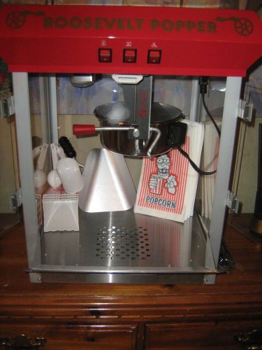 Roosevelt Great Northern Popcorn Red Antique Style Machine 8 ounce NEW