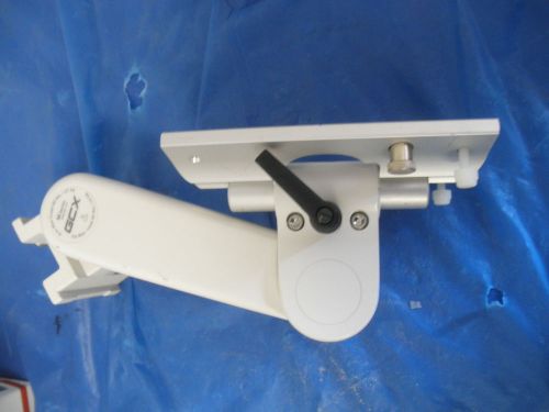 GCX M Series WMM-0001-01B Monitor Arm ~(S8167)~