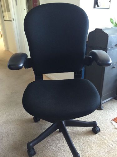 Desk chair, black, adjustable