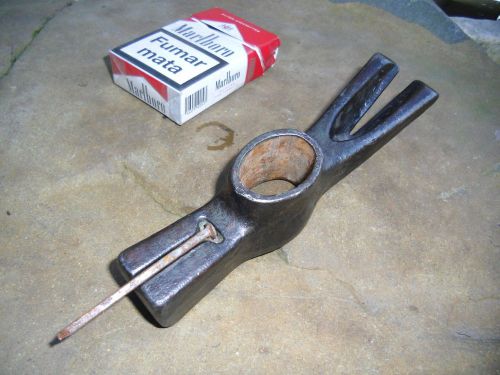 VINTAGE STEEL CARPENTRY HAMMER SPECIAL TWO SHAPE FOR INSET NAILS AT THE START