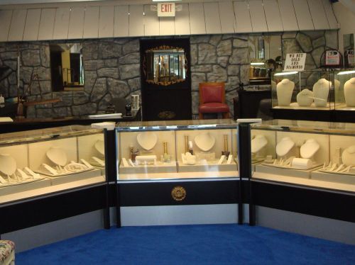 High Quality Hard Wood Lighted FLOOR SHOWCASES Product/Jewelry Displays Velvet