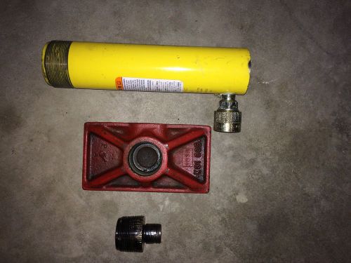 Enerpac RC106 Cylinder with Flat Base Plate &amp; Threaded Adapter