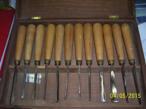 ACORN BRAND BY HENERY TAYLOR 12 PIECE CRAVING TOOL SET