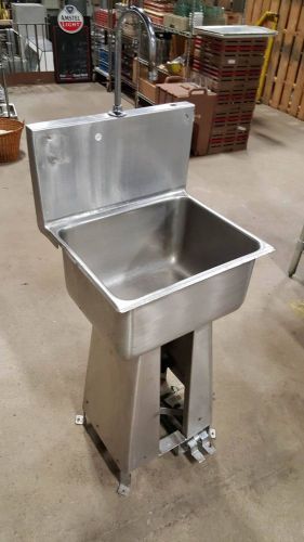 STAINLESS HAND SINK RESTAURANT FOOT PEDAL SINGLE BASIN NSF Hands Free Faucet