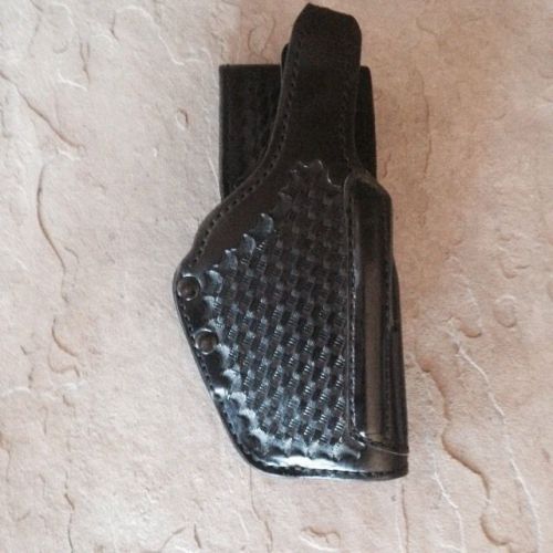 Gould &amp; Goodrich 40 Cal S&amp;W Tach 2 Leather Basket Weave Police Holster.  Exc.