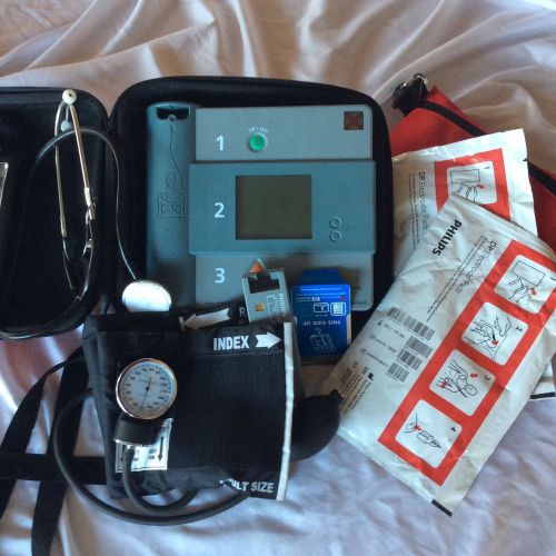 AED -- Phillips/HP Heartstream Semi-Automatic W/Battery, Pads, prep kit, &amp; more