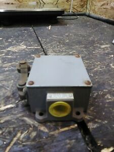 Rees, Inc. 01752-200 Limit Switch