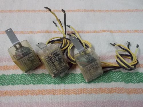 3X DELTROL CONTROL 265L SPST-NC S155D, COIL 4 AMP AC, RELAY USED