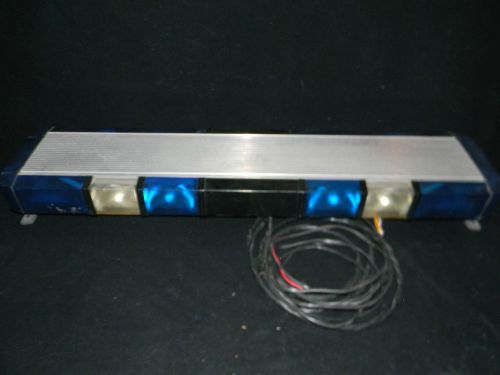 Whelen Edge 9000 48 Inch Strobe Lightbar with End Caps AS IS Item