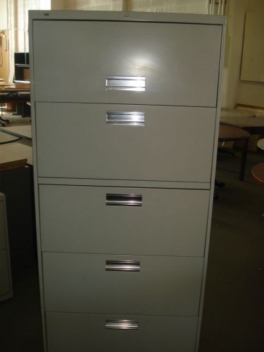 **5 DRAWER LATERAL SIZE FILE CABINET by HON OFFICE FURN in LT GRAY w/LOCK&amp;KEY**