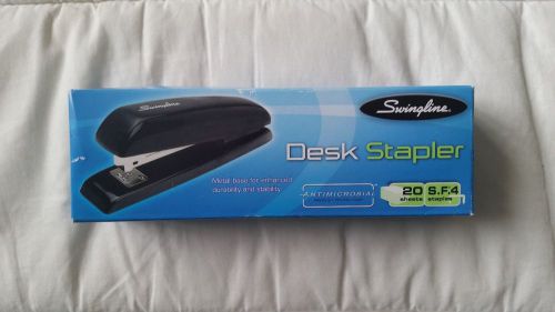 Swingline Deluxe Stapler SF4 20 Sheets Antimicrobial