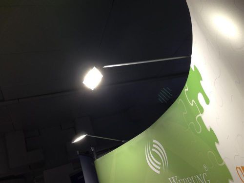 LED Lampe fur OCTANORM Messewandsysteme mit Systemnut 4mm 4000 K Kaltlicht 12V