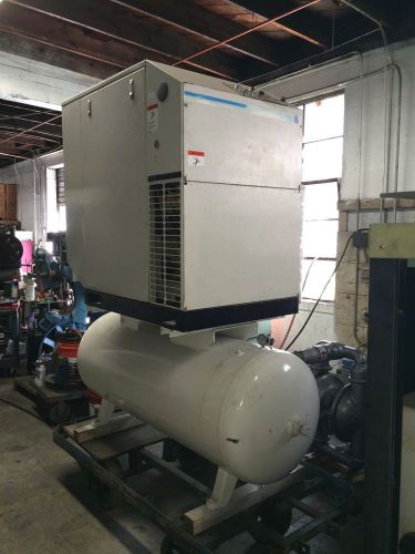 Ingersoll-rand 25hp mdl ssp-ep25se tank mount rotary screw air compressor 95cfm for sale