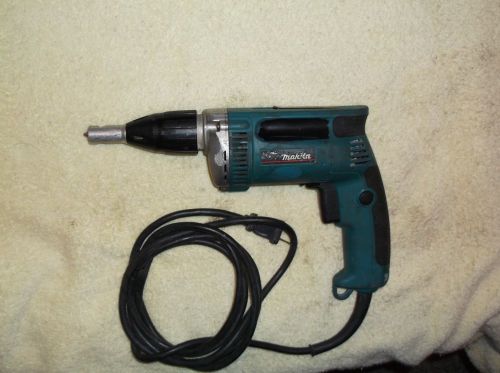 MAKITA   WALLBOARD  DRIVER    IN GOOD WORKING CONDITION