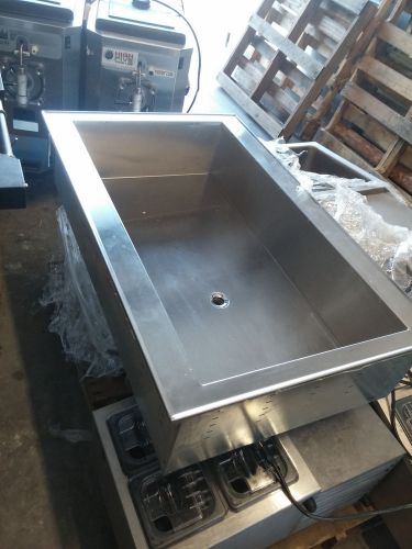 Vollrath (36442) - three pan standard refrigerated cold drop-in for sale