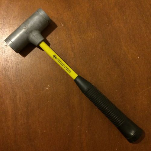 Nupla S-156 Quick Change Dead Blow Hammer, Tips not included