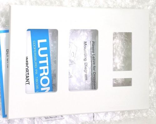 LUTRON FP-COM3-MPLLP 3 GANG PLASTIC DIMMER SELECTOR COM WHITE DEVICE PLATE