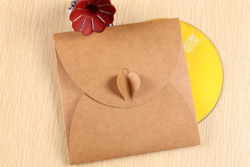 25PCS Vintage Heart Kraft paper CD DVD sleeve envelopes paper cd packaging bag