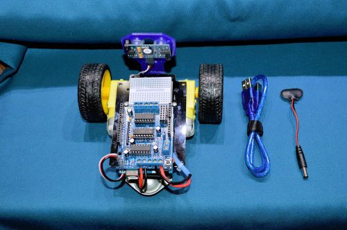 Arduino Controlled 2WD Robot Obstacle Avoidance